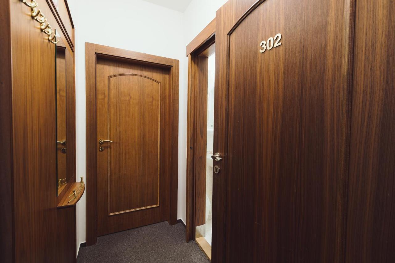 Hotel Annahof Domasov Екстер'єр фото