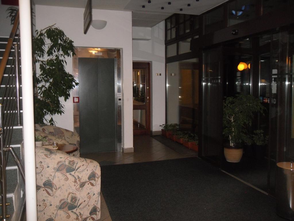 Hotel Annahof Domasov Екстер'єр фото